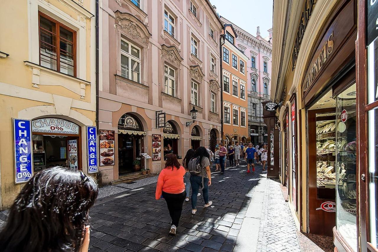 Newly Renovated 1-Bed Apartment At Charles Bridge Praha Eksteriør bilde