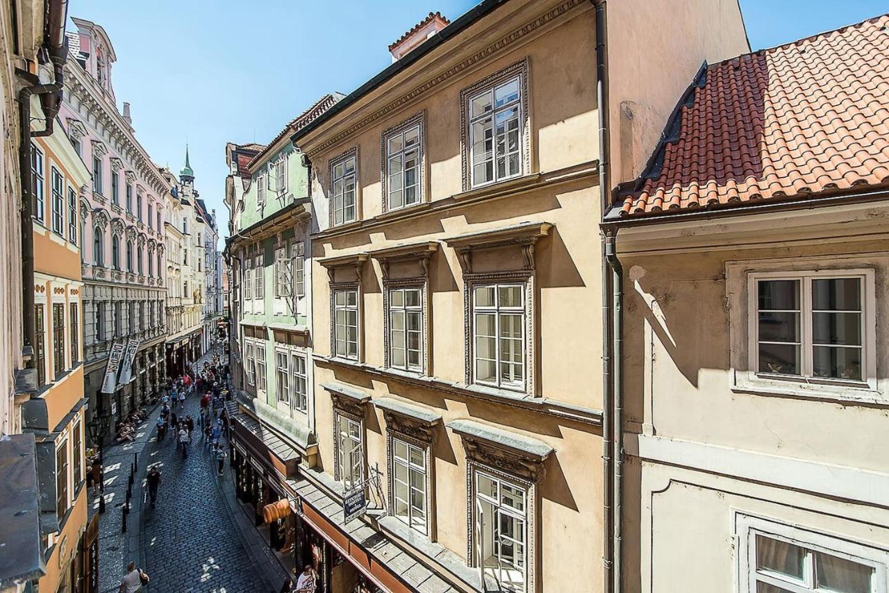 Newly Renovated 1-Bed Apartment At Charles Bridge Praha Eksteriør bilde